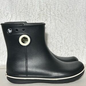 Crocs Womens Black Jaunty Short Slip On Rain Boots Shoes SZ US 7
